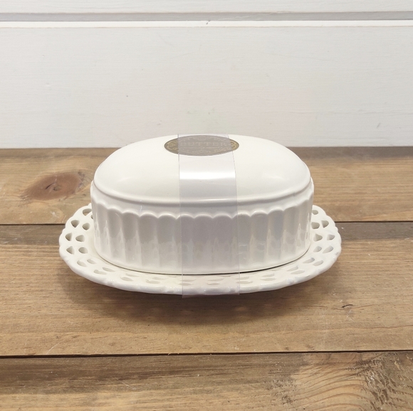 Other - White Ceramic Cutout Design Butter Dish